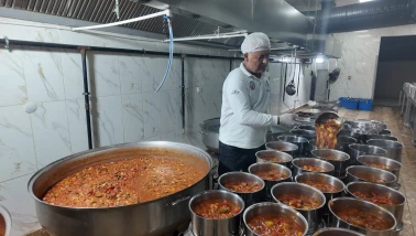 Haliliye Belediyesi’nden Vatandaşa Sıcak Yemek Desteği