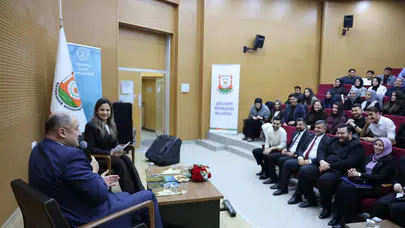 Başkan Gülpınar, Üniversiteli Gençlerle Buluştu