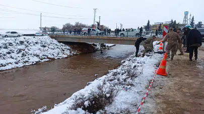 Şanlıurfa'da Okul Yolunda Feci Kaza