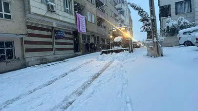 Haliliye Belediyesi Karla Mücadelede Tam Kadro Sahada