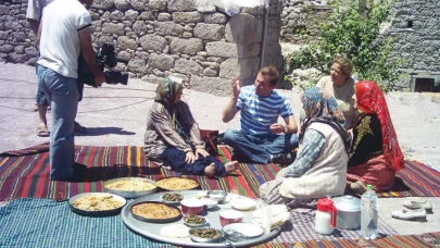 Türkiye'nin En Misafirperver İlleri Açıklandı: Şanlıurfa Birinci Sırada Gösterildi