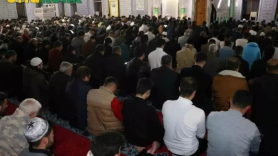Şanlıurfa'da Bayram Namazı Saat Kaçta Kılınacak?