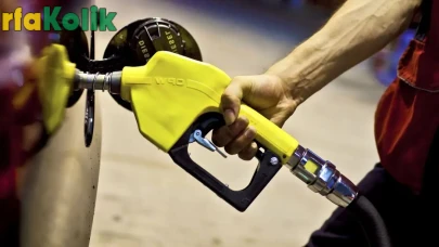Enerji Piyasası Düzenleme Kurumu'nun (EPDK) aldığı kararla birlikte akaryakıt fiyatlarına zam yapılacağı duyuruldu.