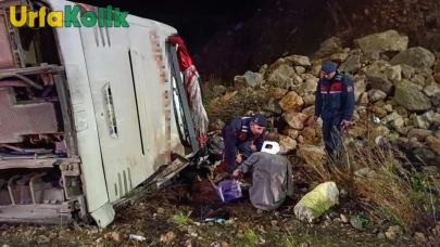 Tokat'ta Yolcu Otobüsü Şarampole Devrildi: Olayda Ölü ve Yaralılar Bulunuyor