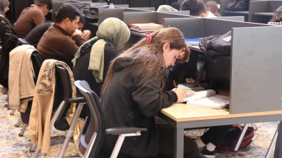HALİLİYE BELEDİYESİ KÜTÜPHANELERİ GENÇLERİN HAYALLERİNE AÇILAN KAPI OLUYOR