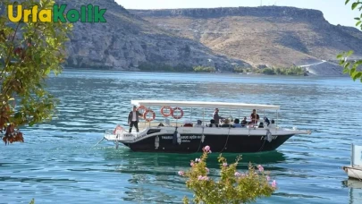 Şanlıurfa'nın Sıra Dışı İlçesi, Ziyaretçilere Benzersiz Bir Atmosfer Sunuyor