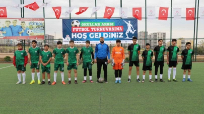 KARAKÖPRÜ'DE ORTAOKULLAR ARASI FUTBOL TURNUVASI BAŞLADI