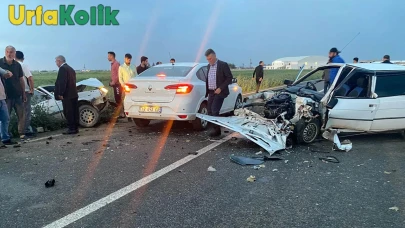Viranşehir'de meydana gelen trafik kazasında iki araç kafa kafaya çarpıştı: Olayda 2 kişi yaralandı.