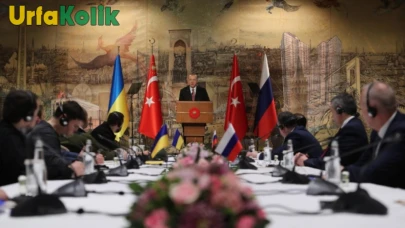İstanbul'da Tarihi Görüşme: Rusya ve Ukrayna Heyetleri Barış İçin Bir Araya Geliyor