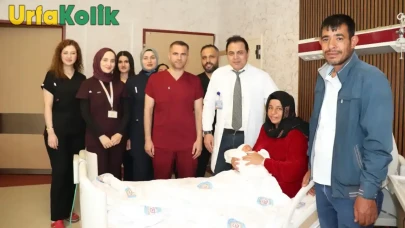 Şanlıurfa Çifti, 15 Yıllık Özlemlerine Harran Üniversitesi Hastanesi'nde Kavuştu