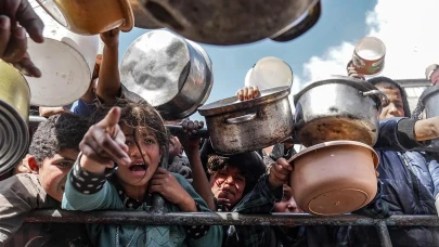 Gazze'de biri bebek 2 çocuk daha açlıktan hayatını kaybetti