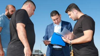 Başkan Özyavuz Müjdeyi Verdi: Her Mahalleye Bir Halı Saha Yapacağız