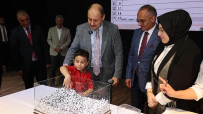 Büyükşehir’de 30 Şanslı İsim, Noter Huzurunda Kura İle Belirlendi