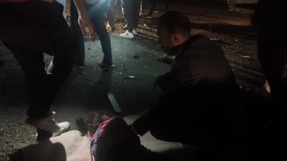 Şanlıurfa'da Minibüs İle Otomobil Çarpıştı: 1 Ölü, 5 Yaralı