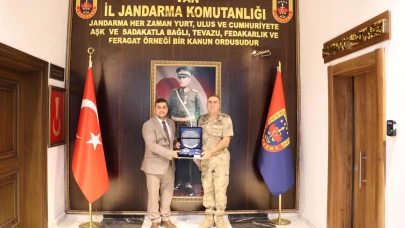 Başkan Halil Polat’tan Ahde Vefa Örneği: Esnafın Gönlünde Taht Kuran Paşaya Van’da Ziyaret