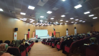 Şanlıurfa’da Kur’an Kursu Öğreticilerine P4c Eğitimi