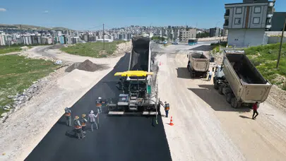 Büyükşehir, Balıkayağı-Azerbaycan Bulvarı Yolunu Sıcak Asfaltla Buluşturuyor
