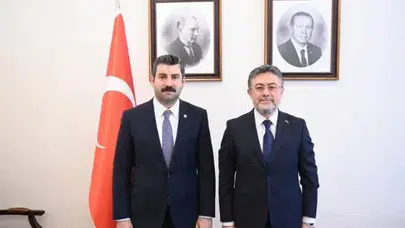 TBMM İdare Amiri İbrahim Eyyüpoğlu, Çiftçilerin Taleplerini Bakan Yumaklı’ya İletti