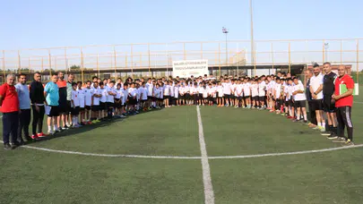 Şanlıurfa Büyükşehir Belediyesi Binlerce Çocuğu Futbolla Buluşturuyor