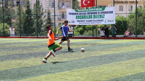 Büyükşehir’den Okullararası Futbol Turnuvası