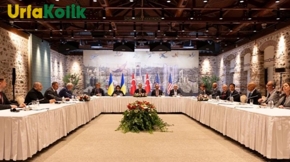 "Dolmabahçe Ofisi'nde Barış ve Güvenlik Toplantısı: Türkiye Arabuluculuğu Ön Planda"