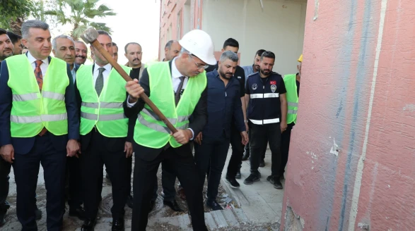 Eyyübiye’de Tarihi Dönüm Noktası: Eski Cezaevi Yıkılıyor