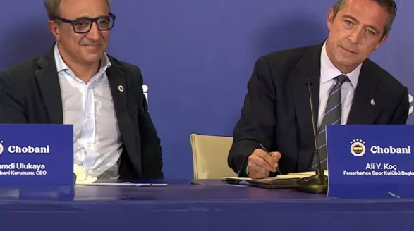 Fenerbahçe, Chobani İle Resmi İmzayı Attı