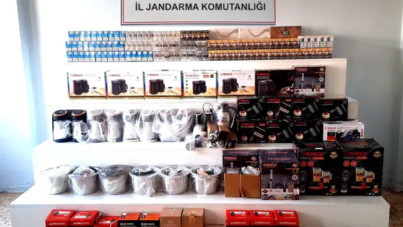 Şanlıurfa’da Kaçak Tütün ve Alkol Operasyonu
