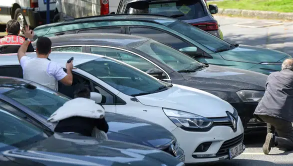 Beşiktaş’ta Polis Noktasına Silahlı Saldırı