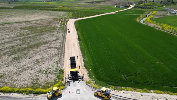 Büyükşehir, 14 Kilometrelik Grup Yolunu Asfaltla Buluşturuyor