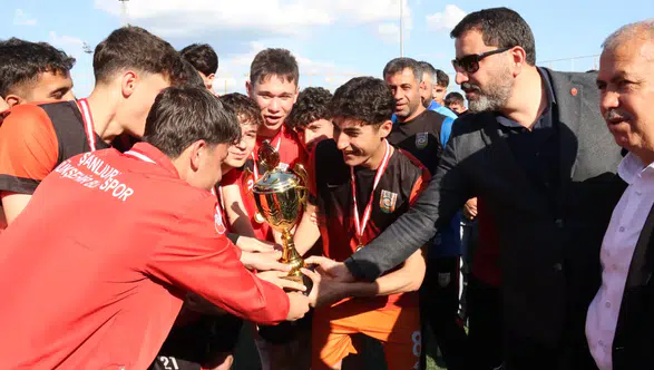 Büyükşehir Belediyespor’dan 3 Kategoride Şampiyonluk