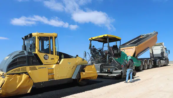Şanlıurfa’da Modern Grup Yolunda Asfalt Çalışmaları Tamamlandı