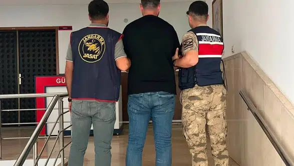 Şanlıurfa'da 8 Yıl Hapis Cezası Bulunan Dolandırıcılık Hükümlüsü Yakalandı