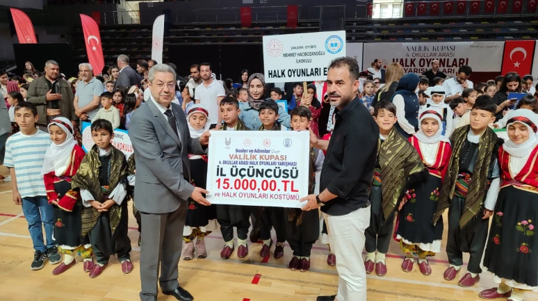 Valilik Kupası Okullar Arası Halk Oyunları Yarışması Tamamlandı