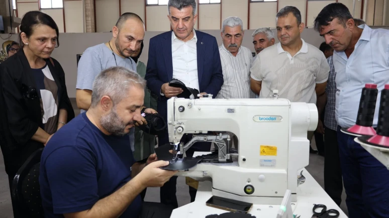 AK Parti İl Başkanı Günbegi, Organize Sanayi Bölgesini Ziyaret Etti