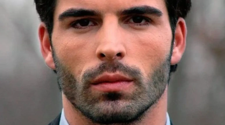 Mehmet Akif Alakurt kimdir, aslen nereli, kaç yaşında, yaşıyor mu, şuan nerede?