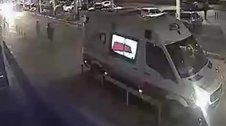 Şanlıurfa'da Köprüden Atlayan Genç Hayatını Kaybetti