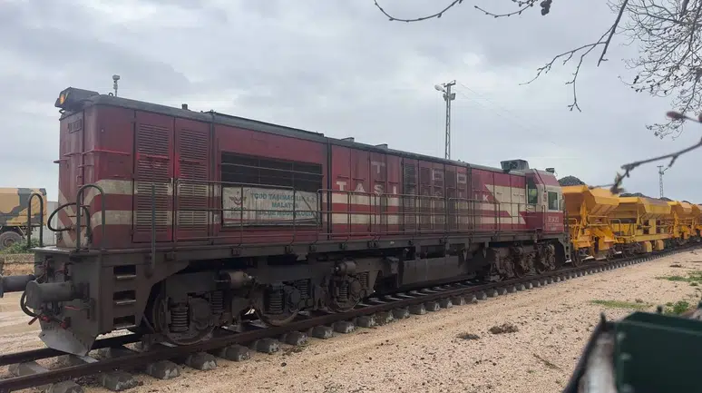 Ceylanpınar'da Tren Seferleri 11 Yıl Sonra Yeniden Başladı