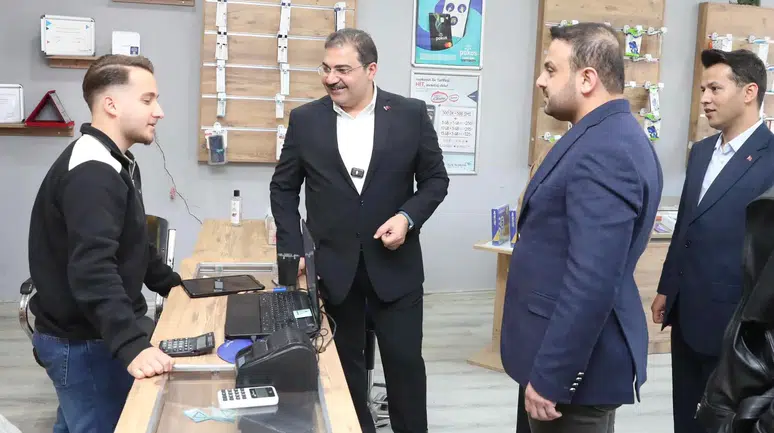 Başkan Canpolat Ve Ak Parti İlçe Yönetimi Devteyşti’de Vatandaşlarla Buluştu