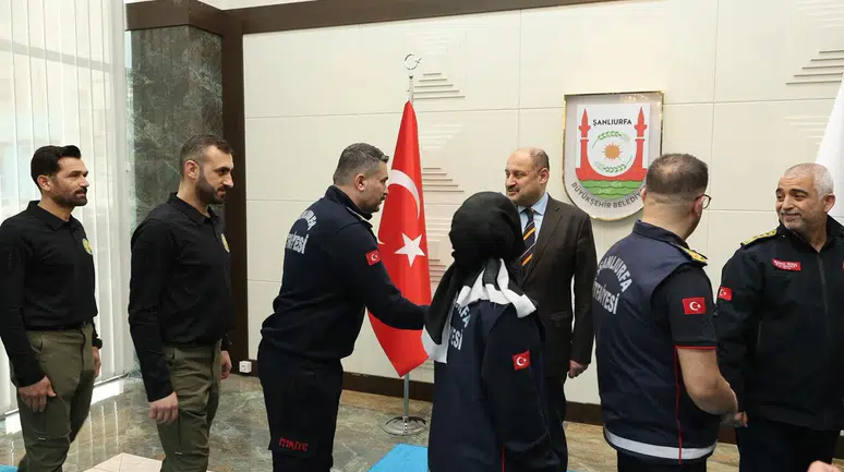 Başkan Gülpınar, Belediye Personeliyle Bayramlaştı