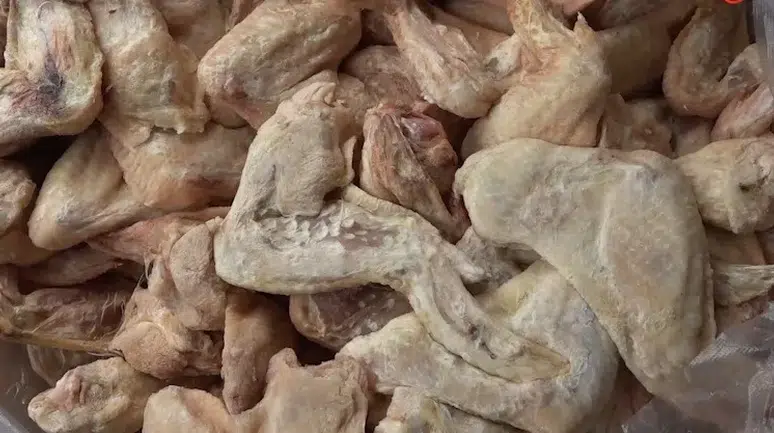 Şanlıurfa'da 50 Ton Bozuk Tavuk Ele Geçirildi