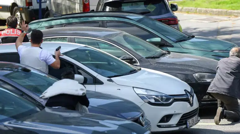 Beşiktaş’ta Polis Noktasına Silahlı Saldırı