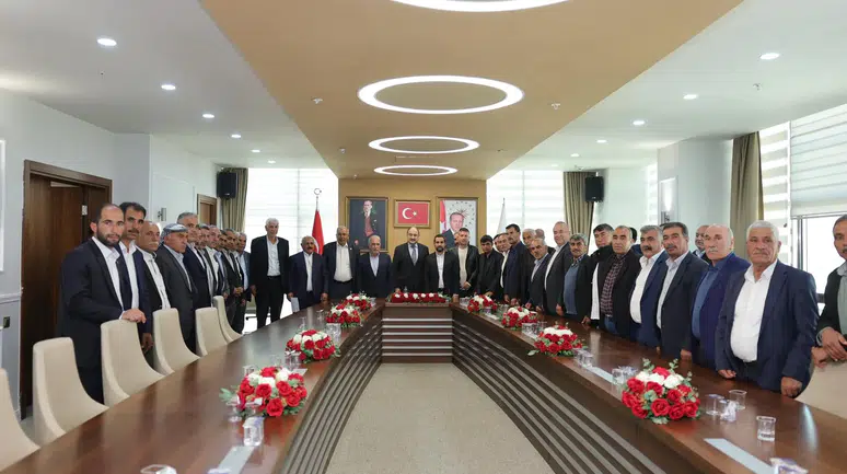 Başkan Gülpınar, Suruçlu Muhtarların Taleplerini Dinledi