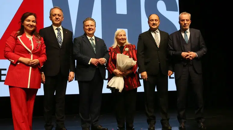Başkan Gülpınar, Viyana’da Göbeklitepe İlhamlı Serginin Açılışına Katıldı