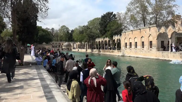 Şanlıurfa Erkekleri Türkiye’nin En Erken Evleneni