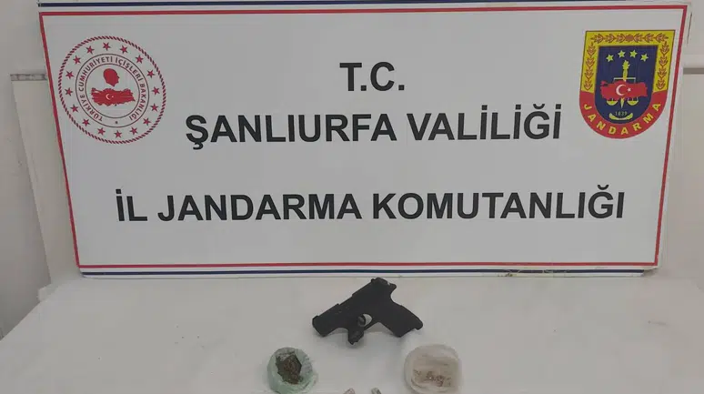 Şanlıurfa'da Jandarmadan Kaçakçılık ve Uyuşturucu Operasyonu: 8 Şüpheliye Adli İşlem
