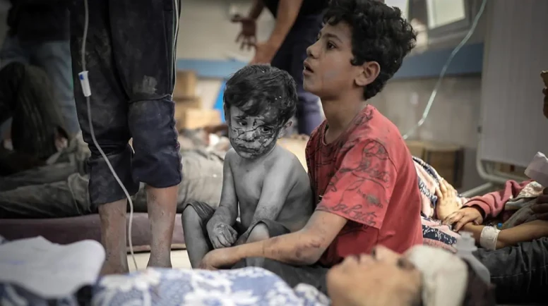 Katil İsrail'in Gazze'ye Yönelik Saldırılarında 39 Kişi Kaybetti