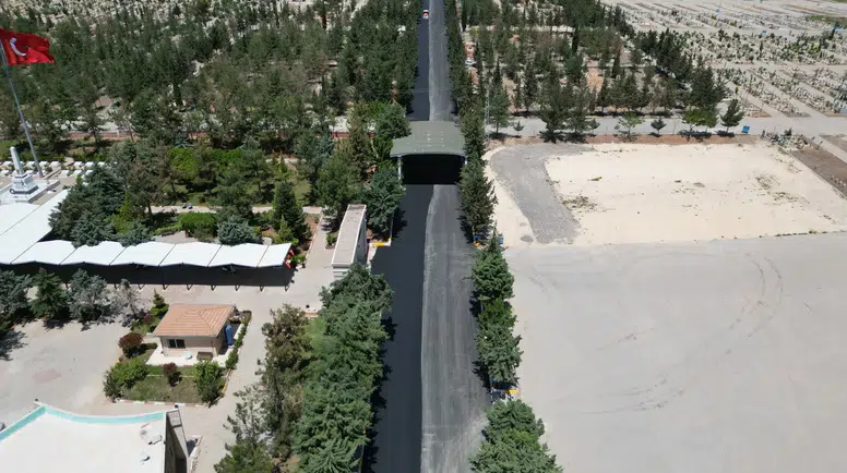 Yeni Asri Aile Mezarlığı’nda Ulaşım Konforu Artırıldı